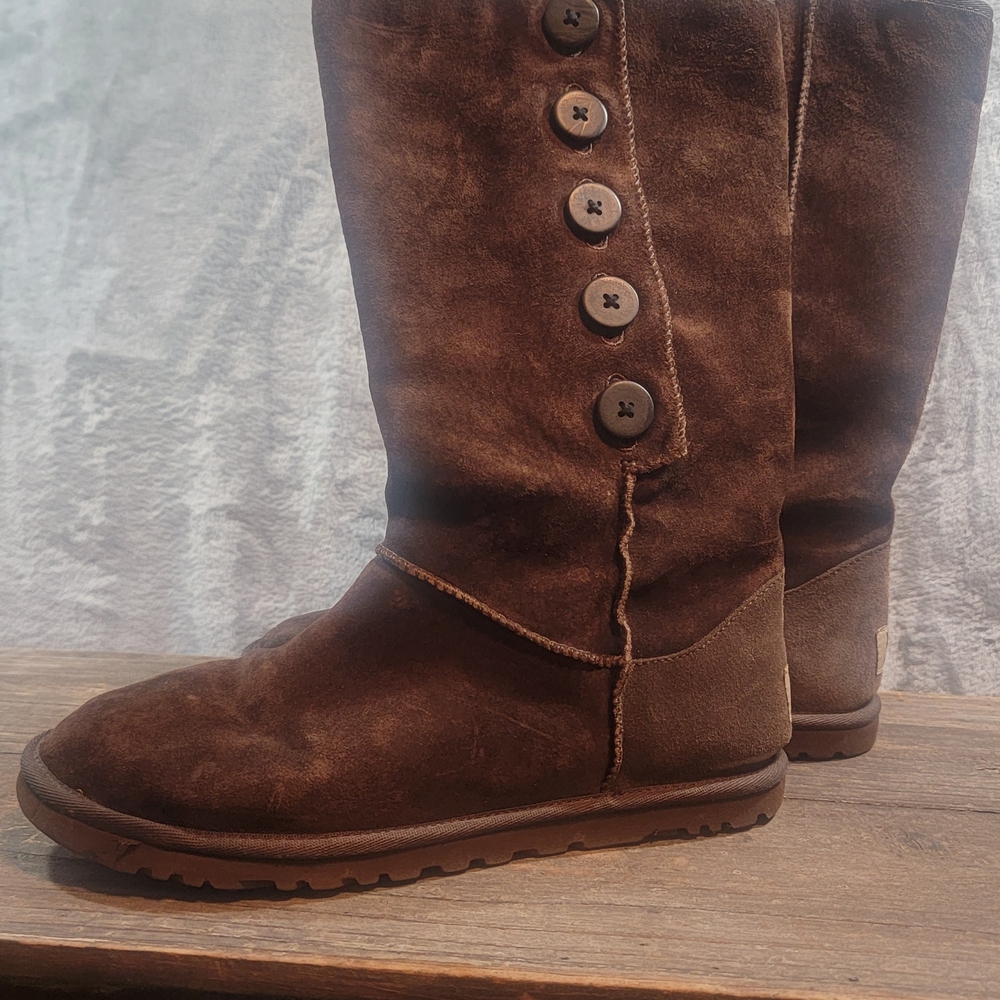 UGG Australia Chocolate Suede Boots